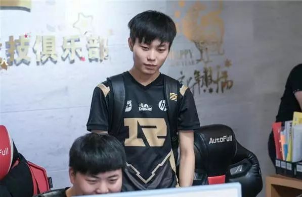 绿茵梦想的 绿茵梦想的