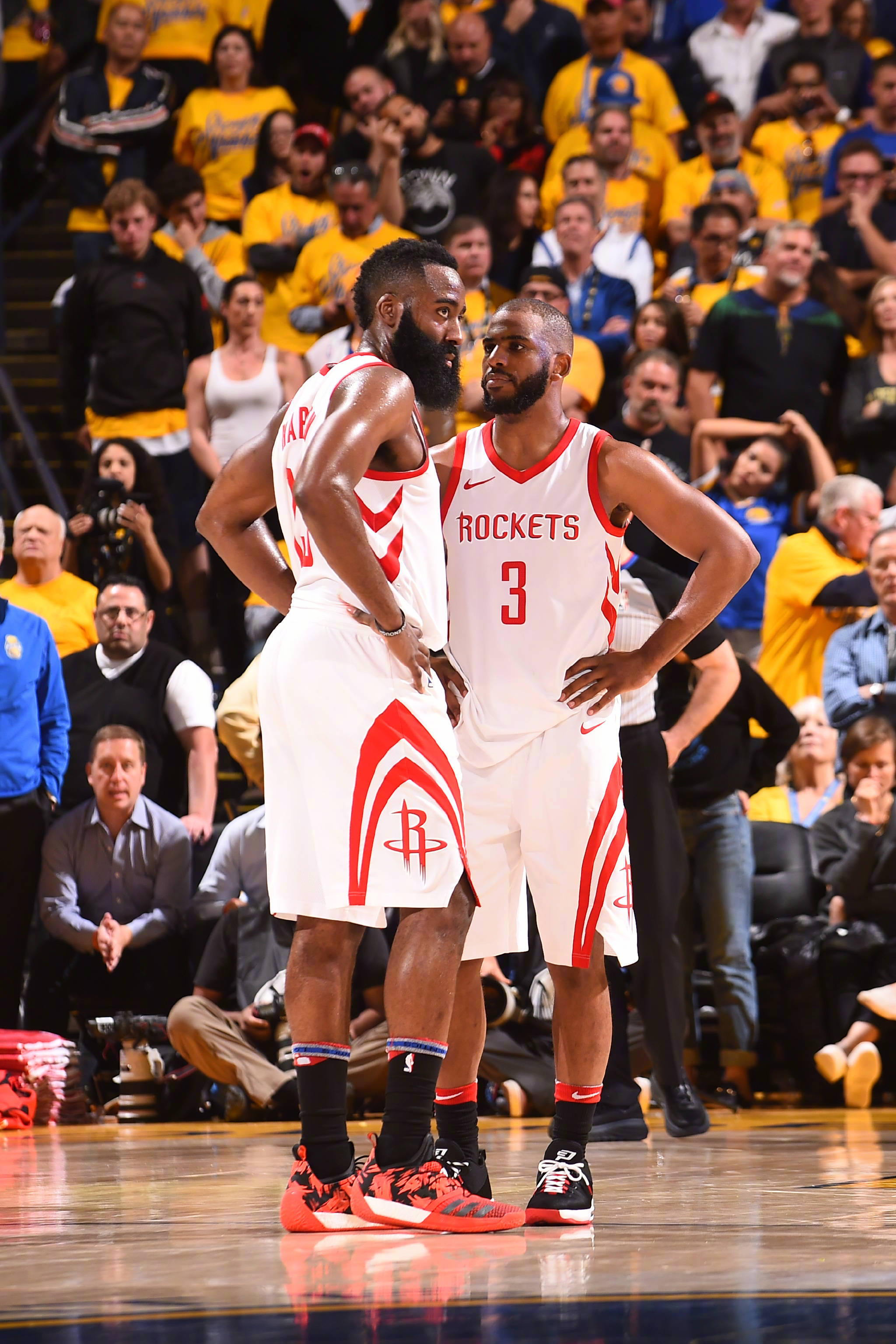 尤其是像他 尤其是像他